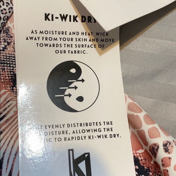 KI Features Workout crops with mesh - Picture 6 of 8